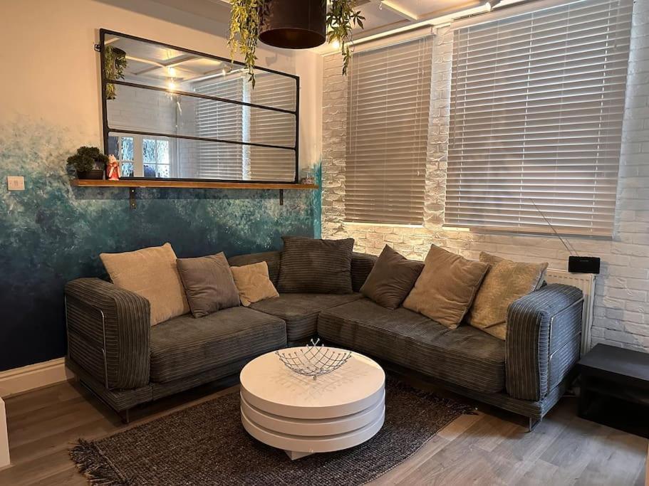 Quirky Town Centre Hideaway Villa Leamington Spa Esterno foto
