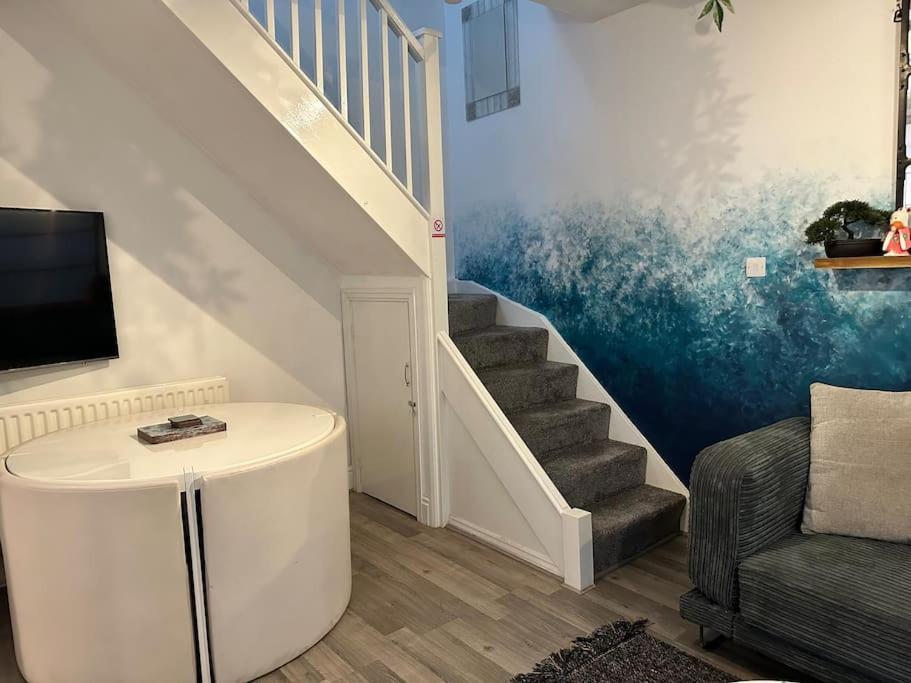 Quirky Town Centre Hideaway Villa Leamington Spa Esterno foto